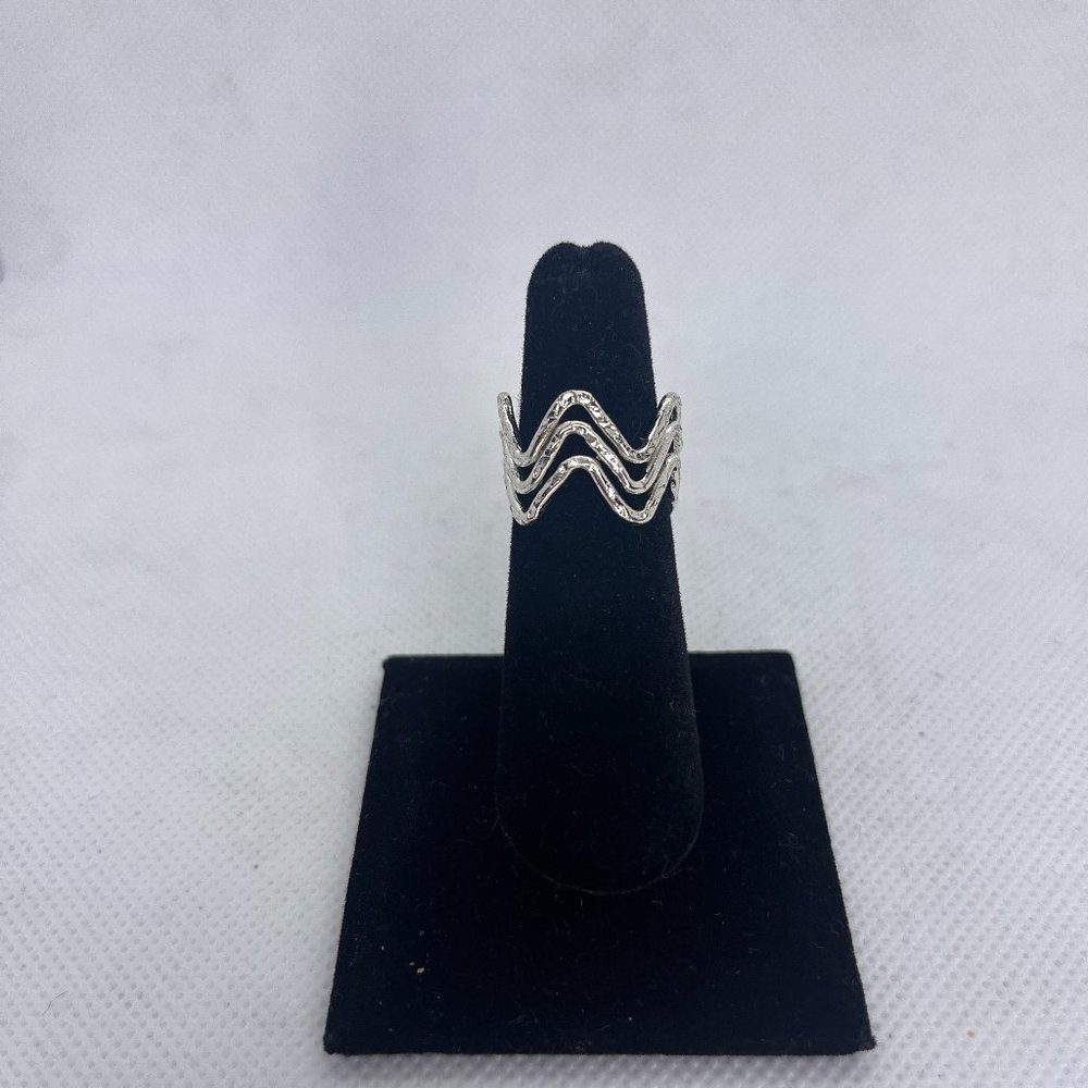 Silver Plated Zig Zag Rows Ring